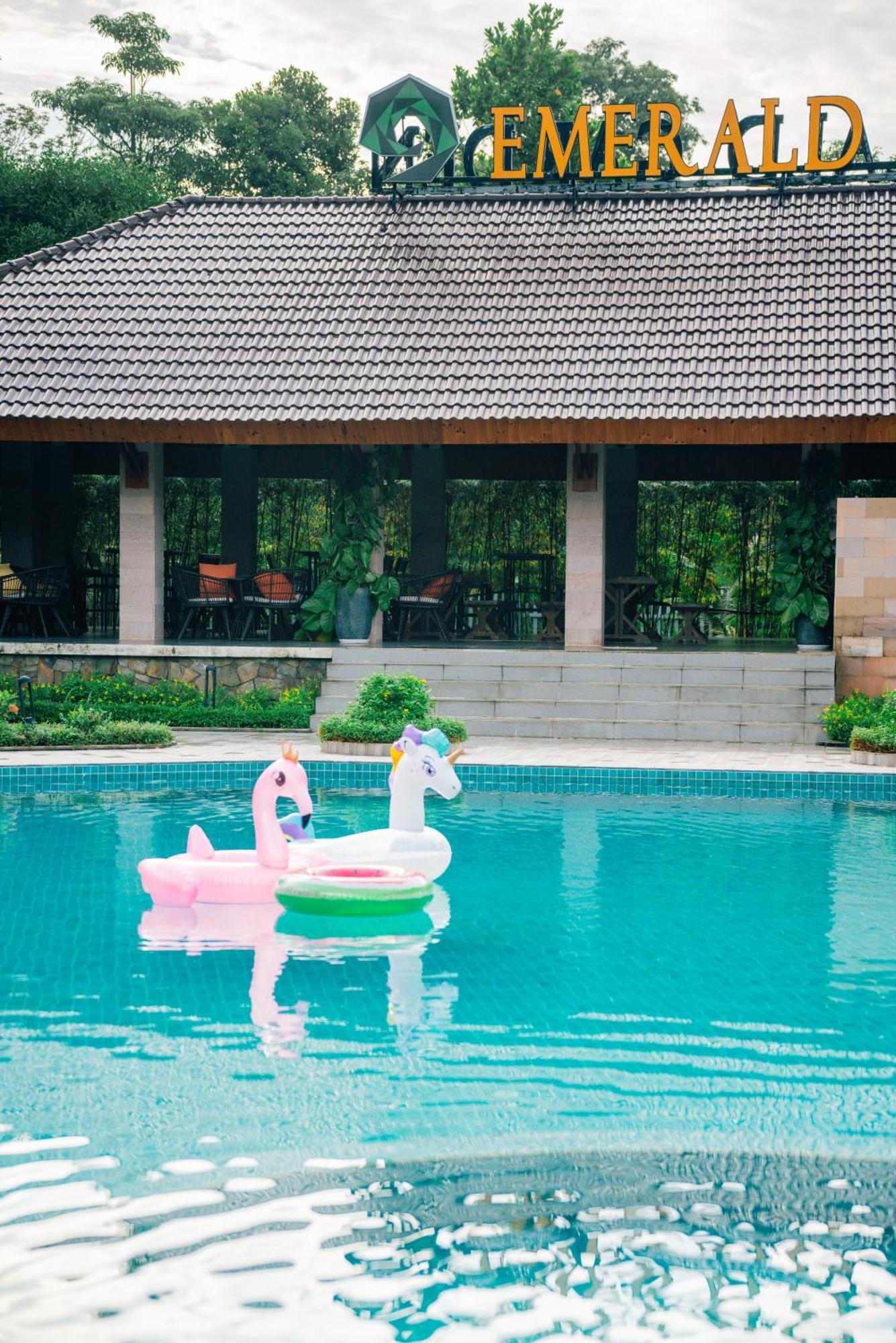Emerald Garden Retreat フーコック エクステリア 写真